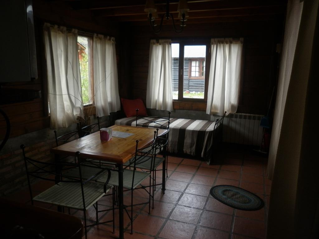 Cabanas Cerro Torre Villa El Chalten Exterior photo
